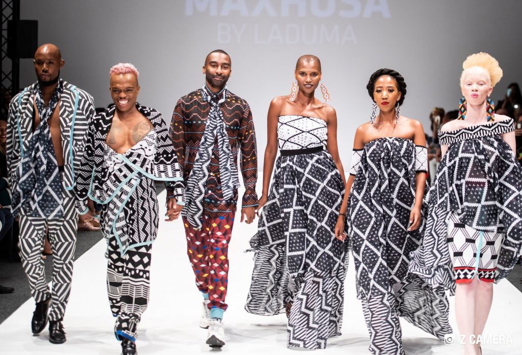 De Lagos à Dakar, les stylistes africains entrent en scène